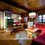 Beim Oswald Aparthotel 4*