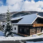 Beim Oswald Aparthotel 4*
